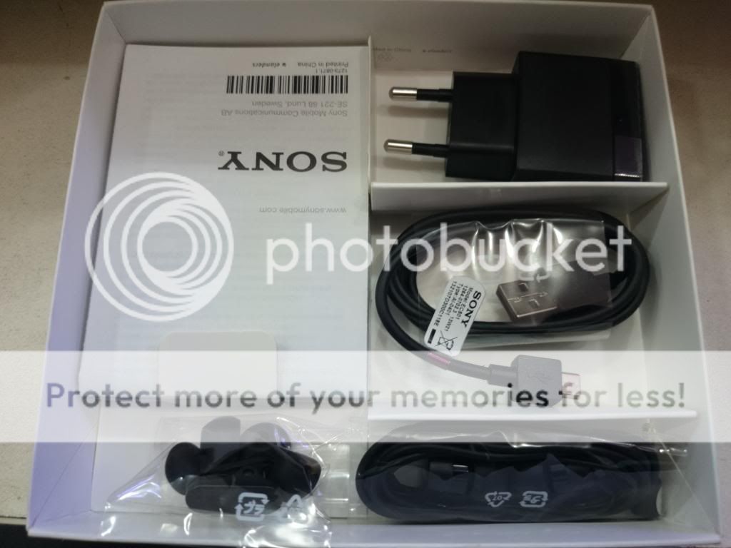 Sony z1 cần giao lưu z10,hộp và sách 105,1280,107,108.bao dao z1.... - 1