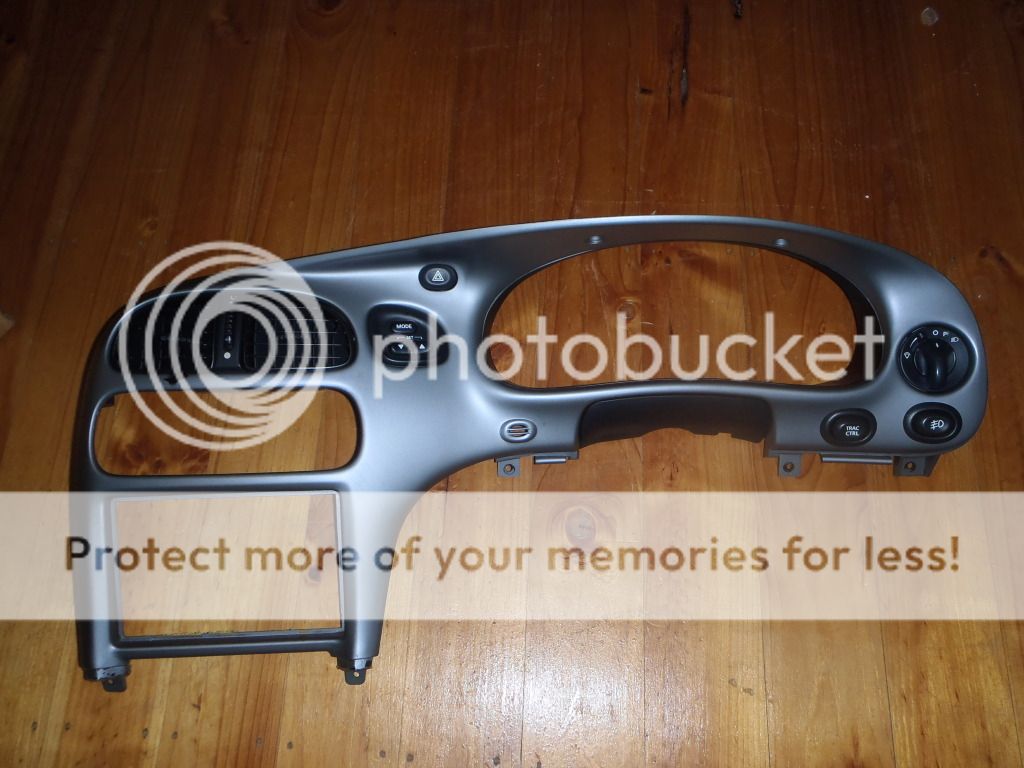 [SA] VT VX Dash Facia Just Commodores